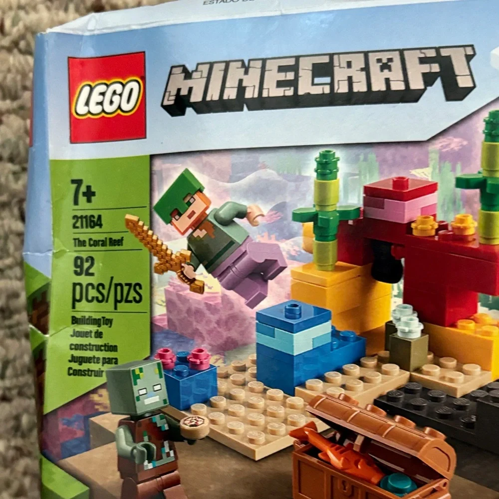 LEGO Minecraft and City Sets - Blue, Green, Red